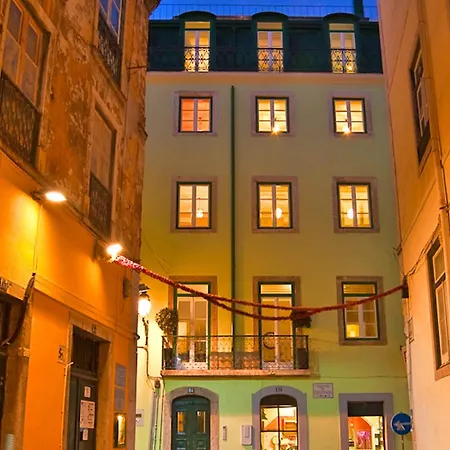 Lisbon Colours Bairro Alto Apartments-2